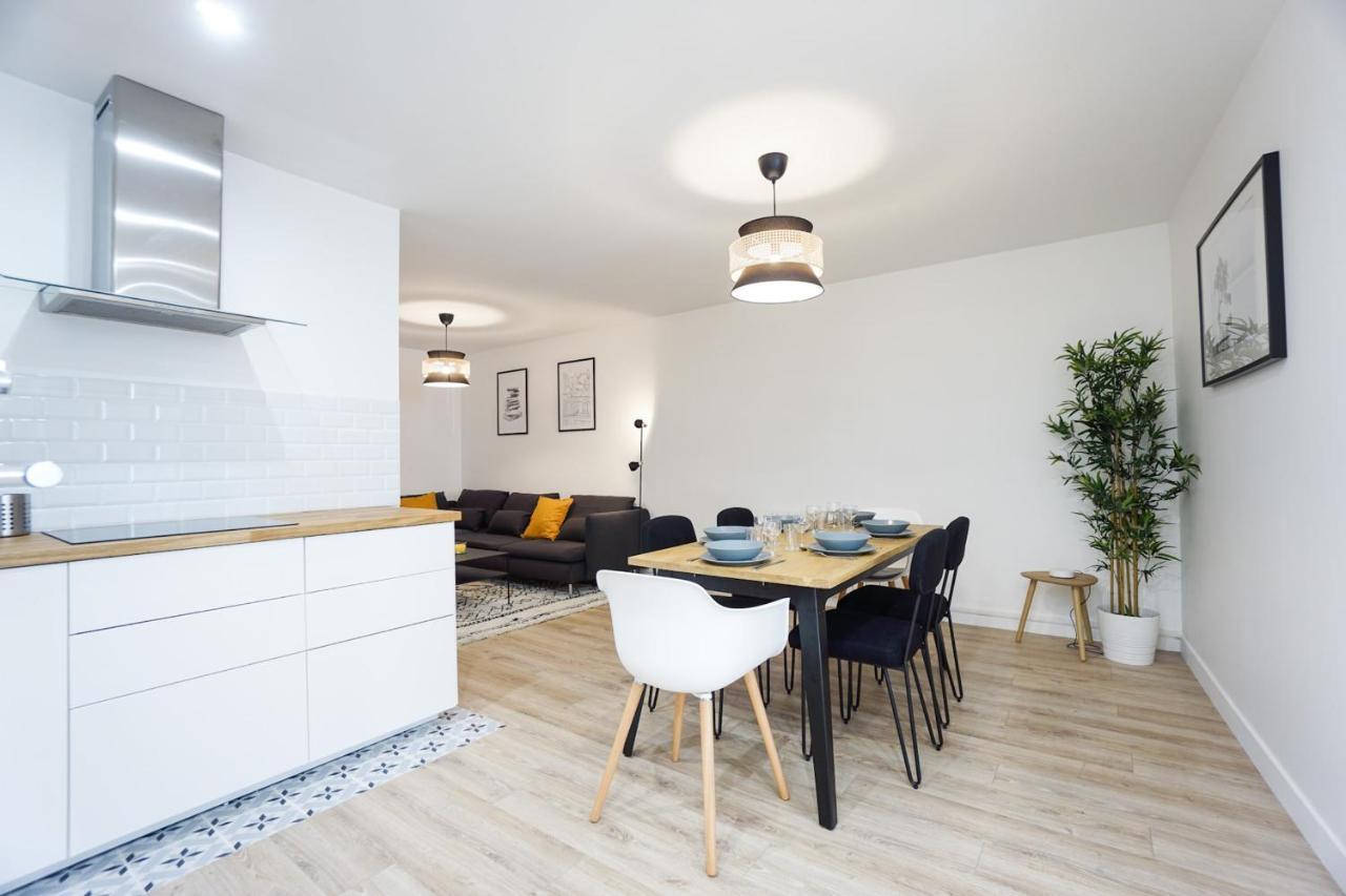 Spacious Apartment Near The Champs De Mars パリ エクステリア 写真